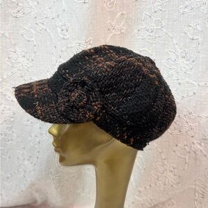 Y2K Brown & Black Tweed Newsboy Hat with Rosette – Metallic Thread